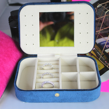 Load image into Gallery viewer, Italian Velvet Jewelry Box with Mirror