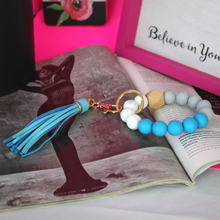 Load image into Gallery viewer, Beaded Keychain Bracelet