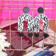 Load image into Gallery viewer, Black and White Earrings