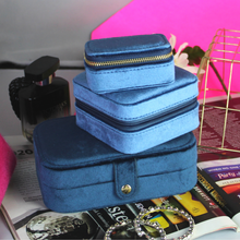 Load image into Gallery viewer, Small Travel Jewelry Case