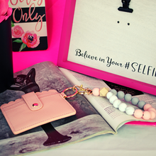Load image into Gallery viewer, Silicone Beaded Wristlet Keychain Bracelet with Wallet
