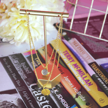 Load image into Gallery viewer, Circle Gold Necklace - Blinged Jewels
