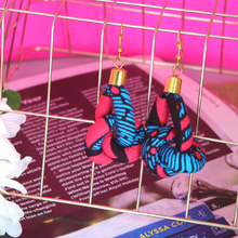 Load image into Gallery viewer, Peach Blues African Print Knot Earrings
